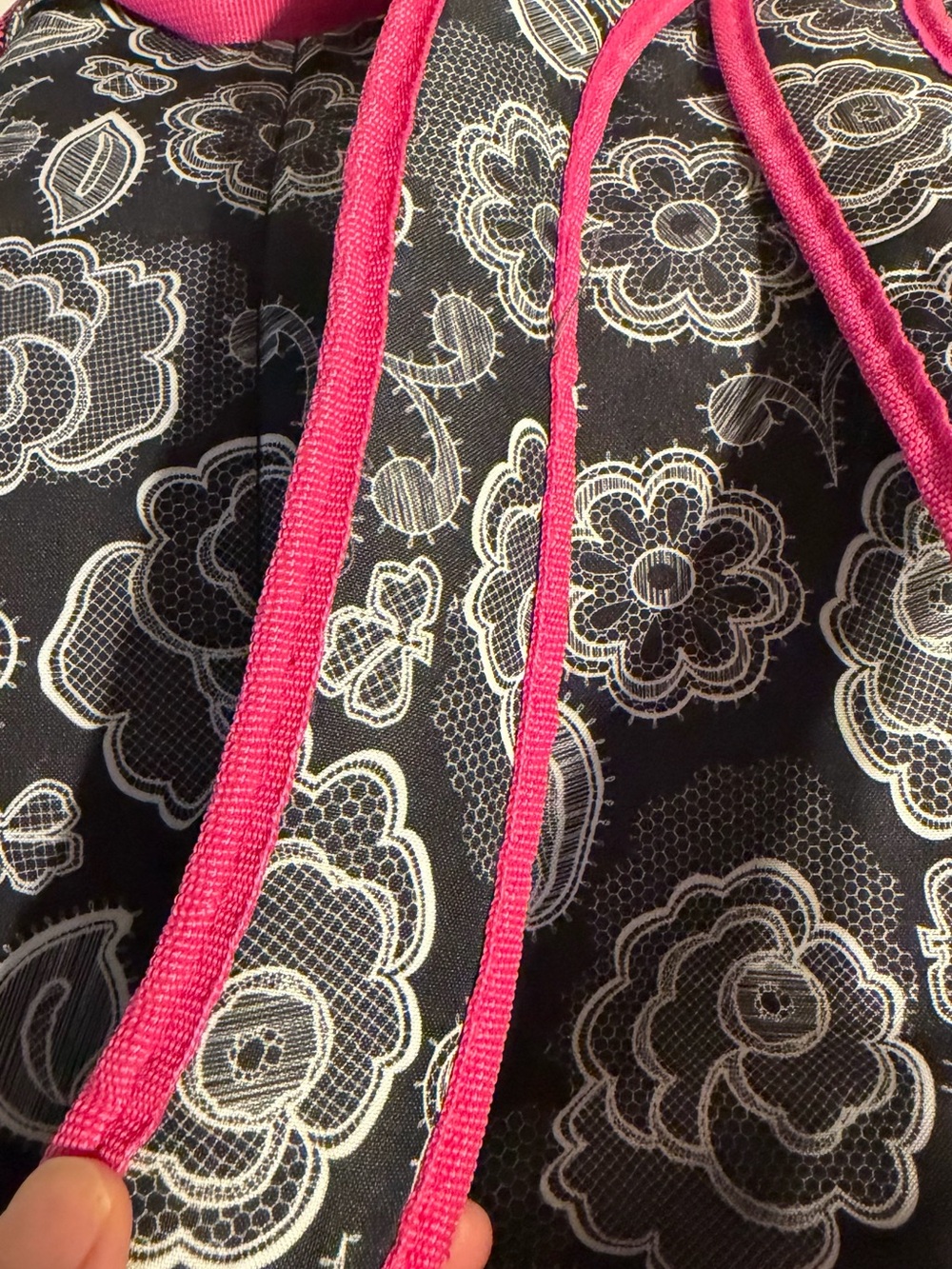 Thirty-One Floral Backpack - Picture 15 of 16